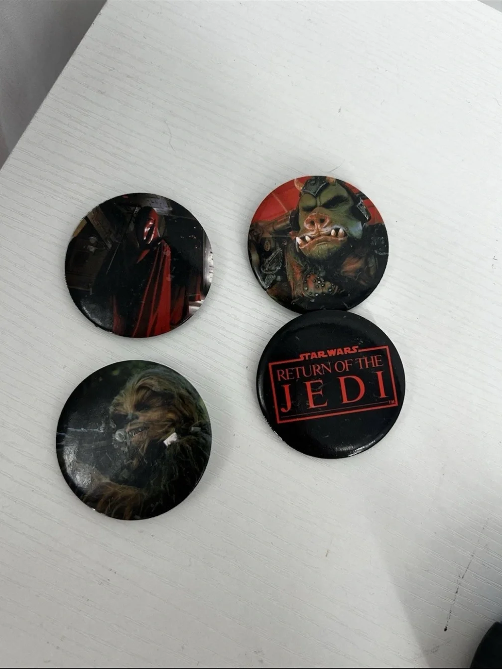 1983 4 Pin Back Buttons: Return Of The Jedi, Star Wars